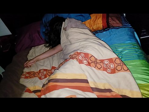 ❤️ Stiefseun berispe sy jong stiefma terwyl sy slaap. Anale video op af.shufflesex-com.ru